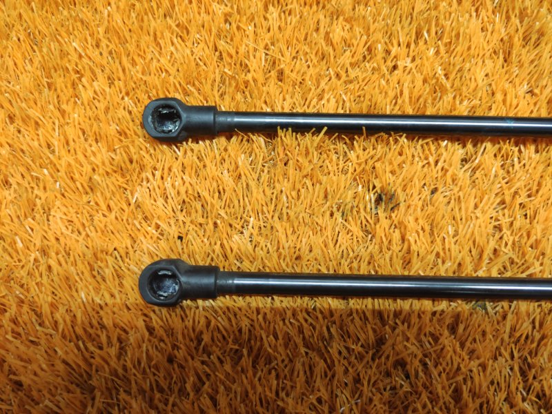 амортизатор капота, 1060 рублей, Красноярск