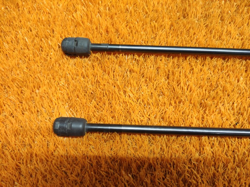 амортизатор багажника, 1000 рублей, Красноярск