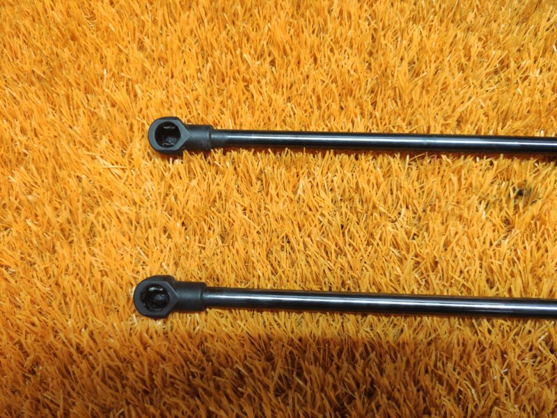 амортизатор капота, 1060 рублей, Красноярск