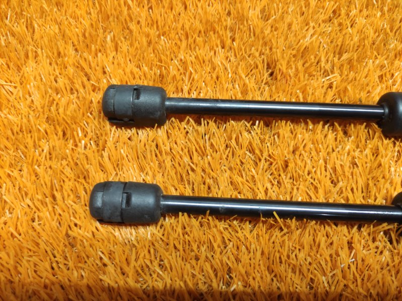 амортизатор капота, 900 рублей, Красноярск