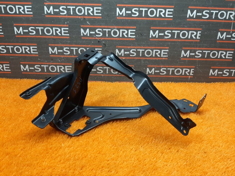 кронштейн фары, 2710 рублей, Красноярск