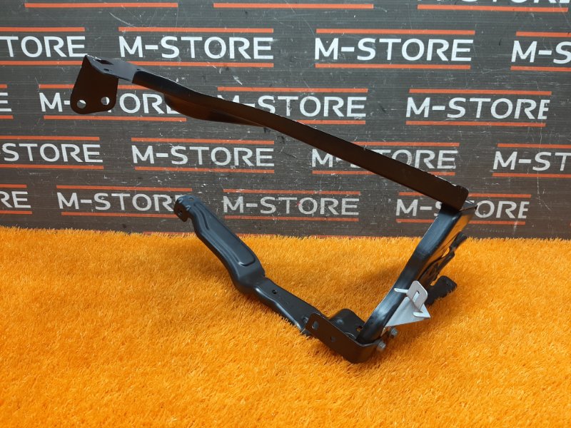 кронштейн фары, 2710 рублей, Красноярск