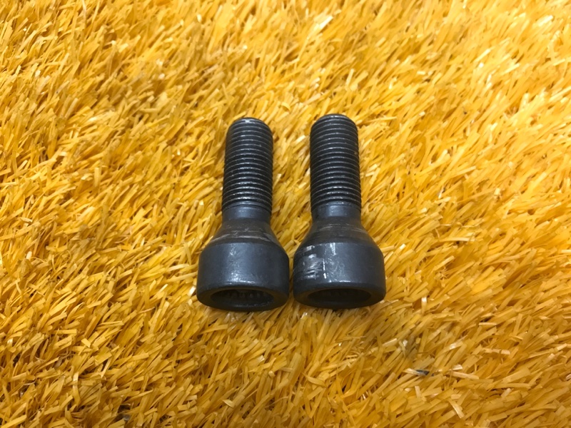 болт колесный(секретка), 200 рублей, Красноярск