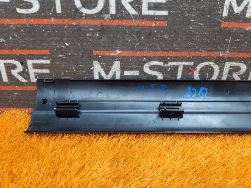 Накладка на порог салона, 480 рублей, Красноярск