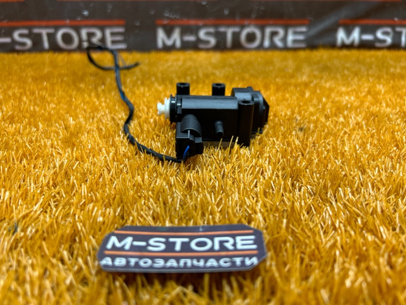 Замок лючка бензобака, 480 рублей, Красноярск