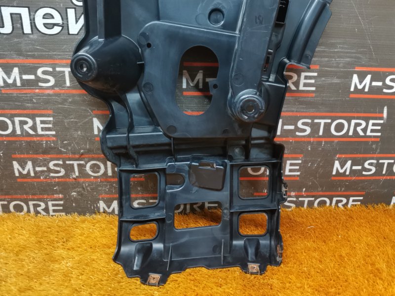 крепление бампера, 930 рублей, Красноярск