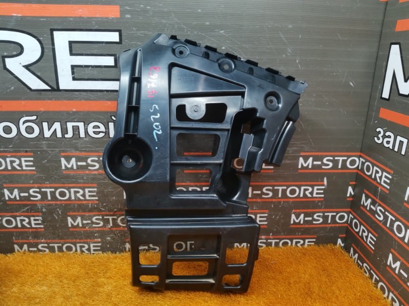 крепление бампера, 900 рублей, Красноярск