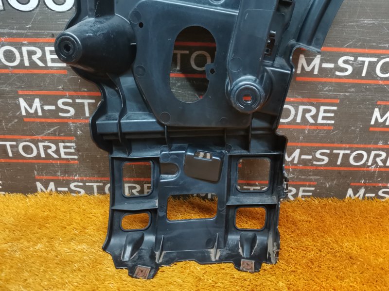 крепление бампера, 930 рублей, Красноярск