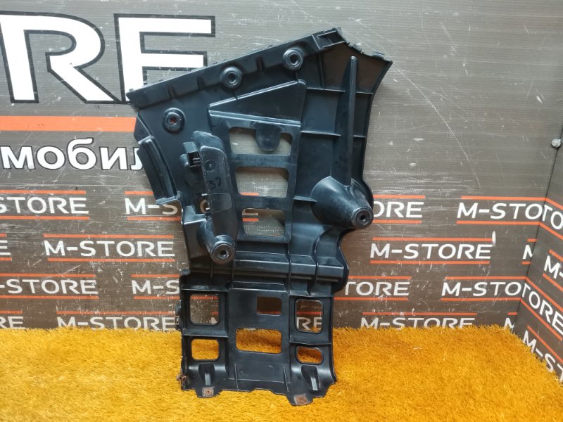 крепление бампера, 900 рублей, Красноярск