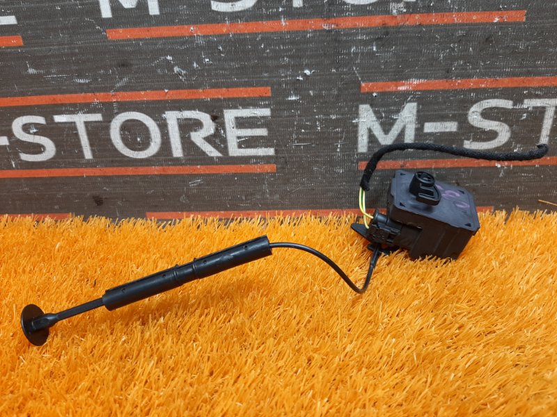 Замок лючка бензобака, 500 рублей, Красноярск