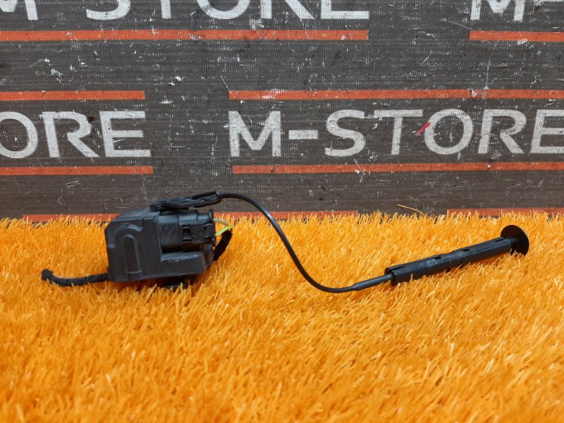 Замок лючка бензобака, 500 рублей, Красноярск