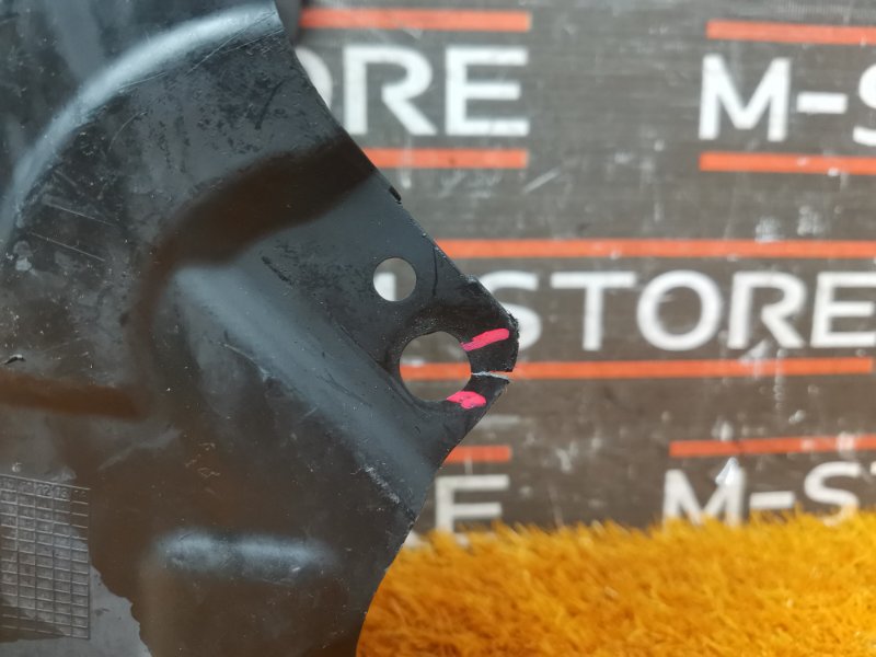 подкрылок, 270 рублей, Красноярск