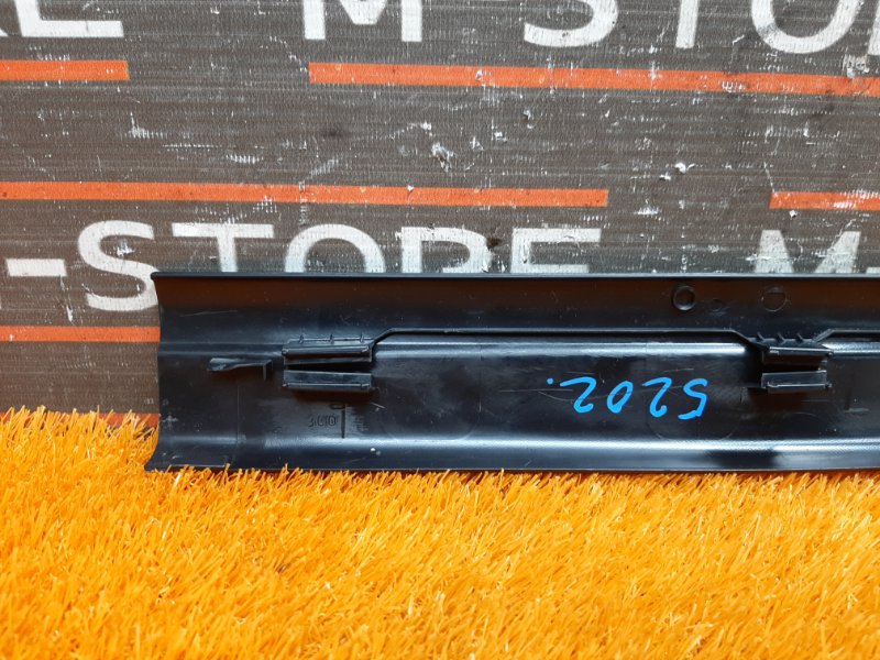 Накладка на порог салона, 540 рублей, Красноярск