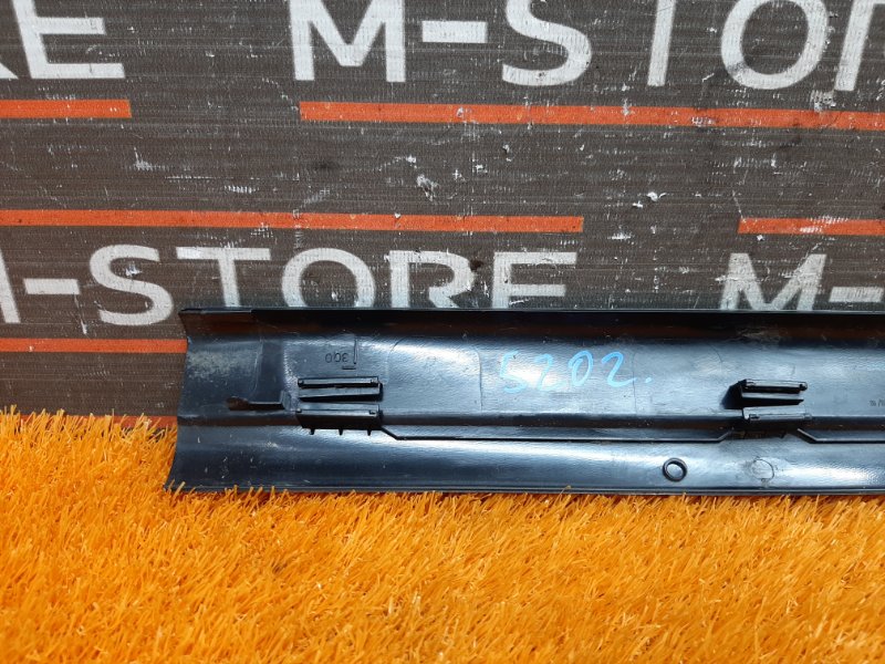 Накладка на порог салона, 540 рублей, Красноярск