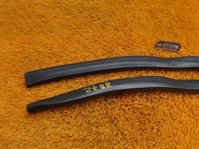 Уплотнитель капота, 750 рублей, Красноярск