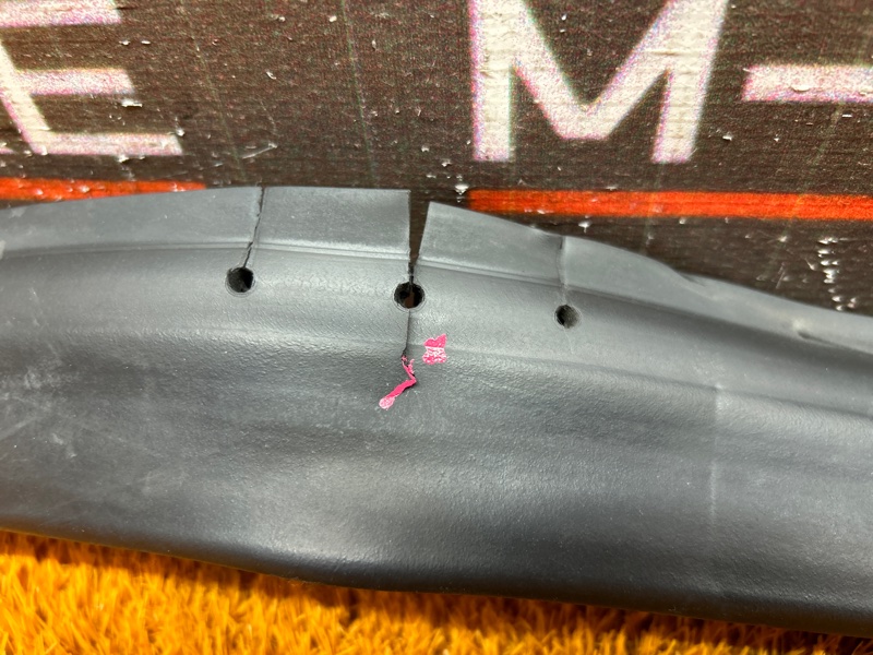 Уплотнитель капота, 340 рублей, Красноярск