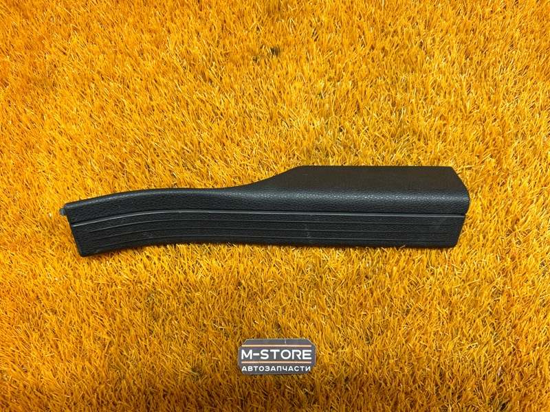 Накладка на порог салона, 200 рублей, Красноярск