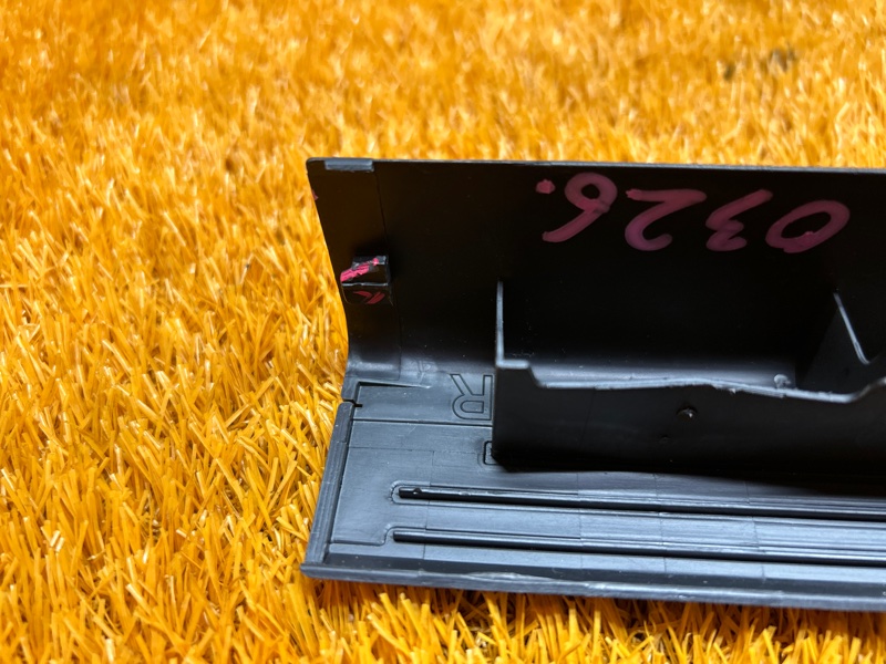 Накладка на порог салона, 200 рублей, Красноярск