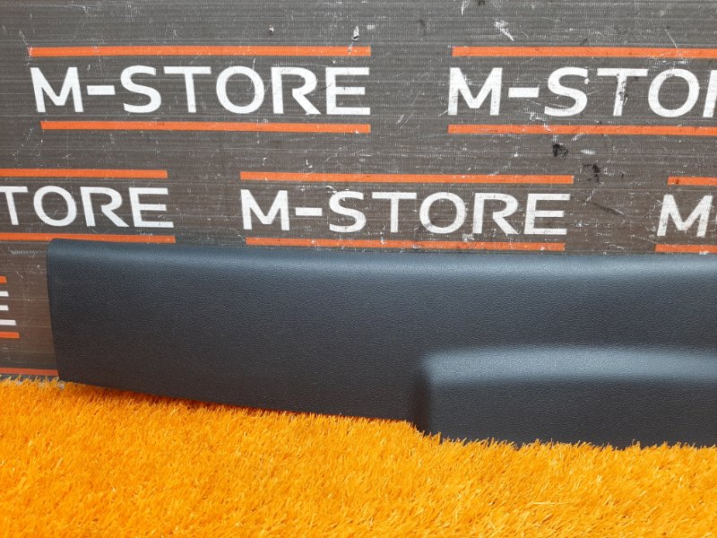 обшивка двери багажника, 350 рублей, Красноярск