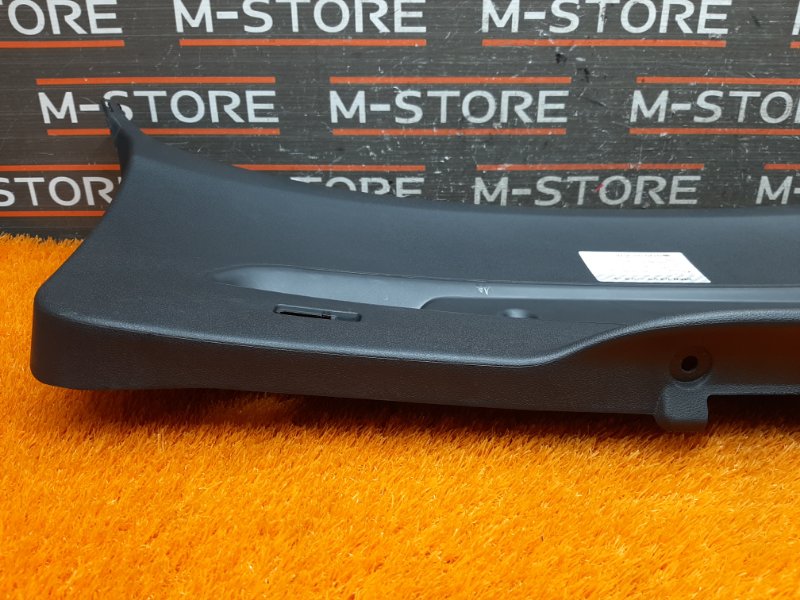 обшивка двери багажника, 670 рублей, Красноярск