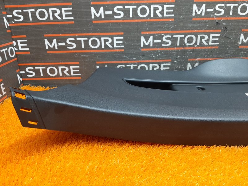 обшивка двери багажника, 670 рублей, Красноярск