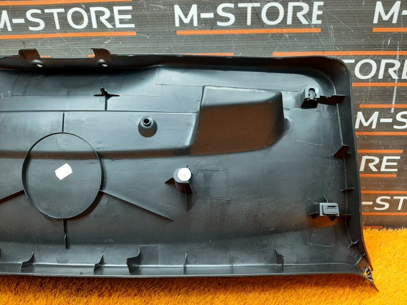 обшивка двери багажника, 670 рублей, Красноярск