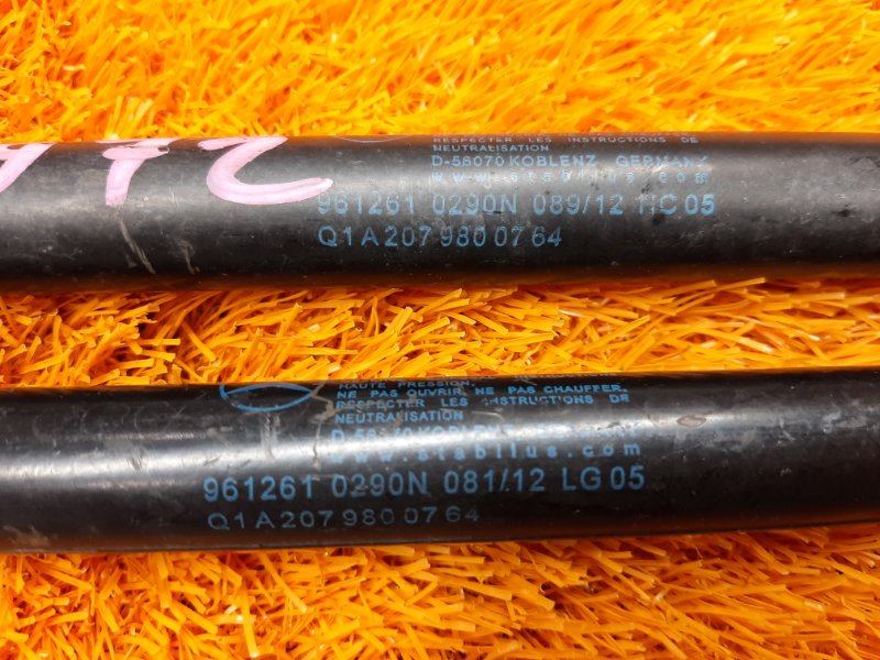 амортизатор капота, 720 рублей, Красноярск