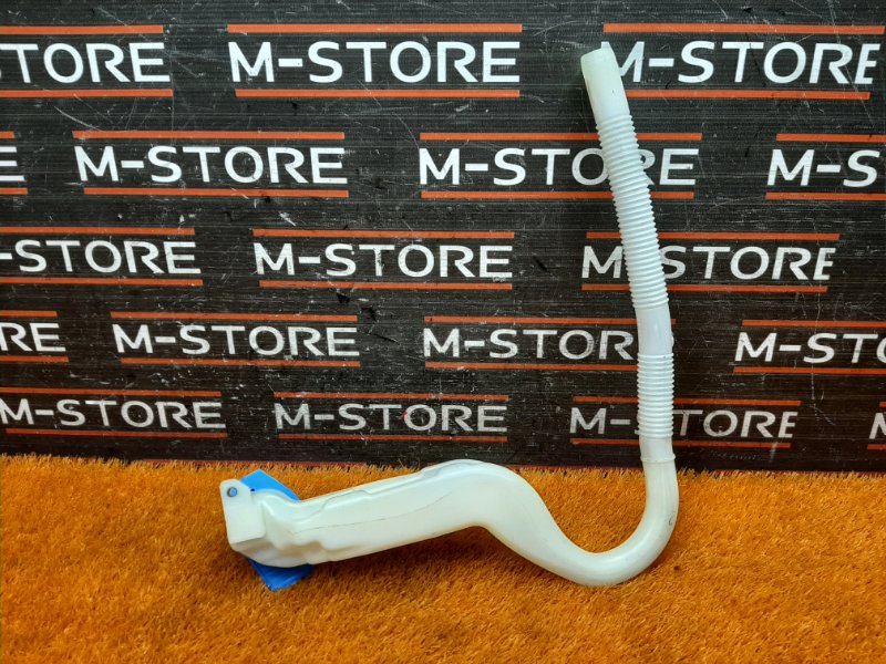 Горловина бачка омывателя, 340 рублей, Красноярск