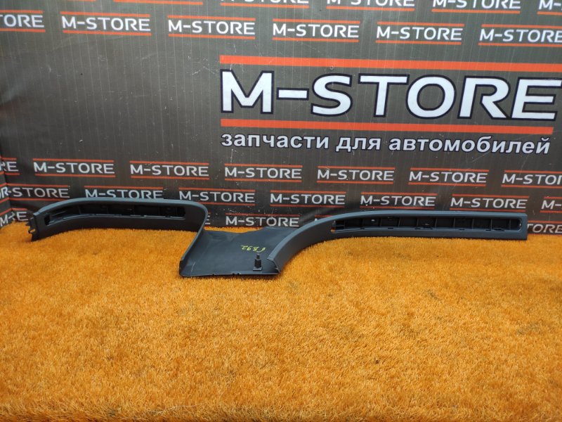 Накладка на порог салона, 350 рублей, Красноярск