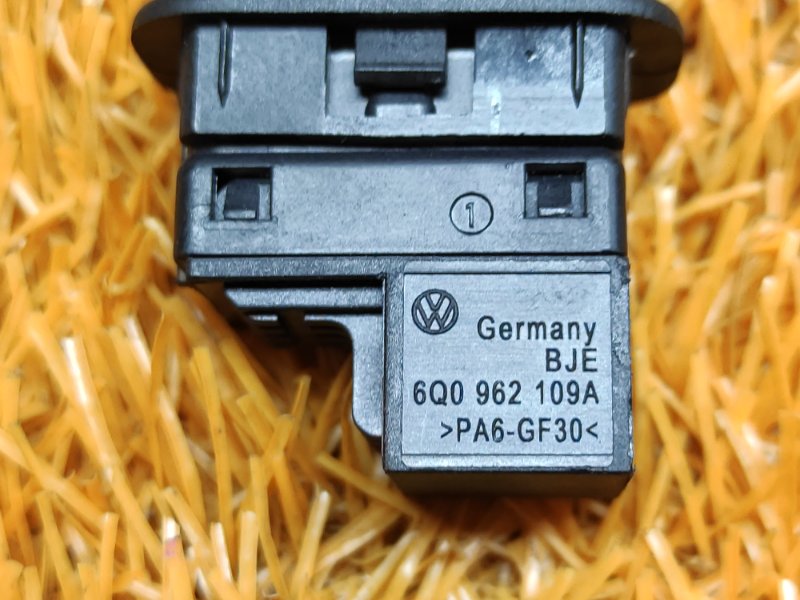 кнопка отключения сигнализации, 200 рублей, Красноярск