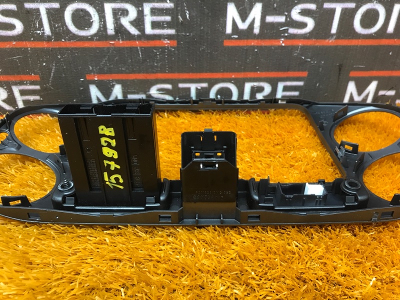 Рамка магнитолы, 500 рублей, Красноярск