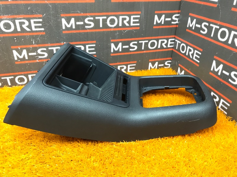 Консоль между сидений, 350 рублей, Красноярск