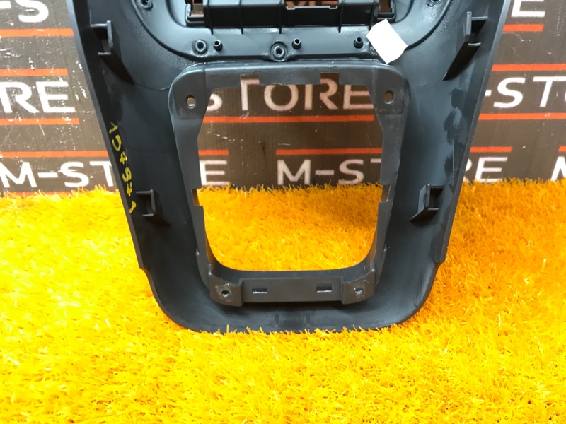 Консоль между сидений, 350 рублей, Красноярск