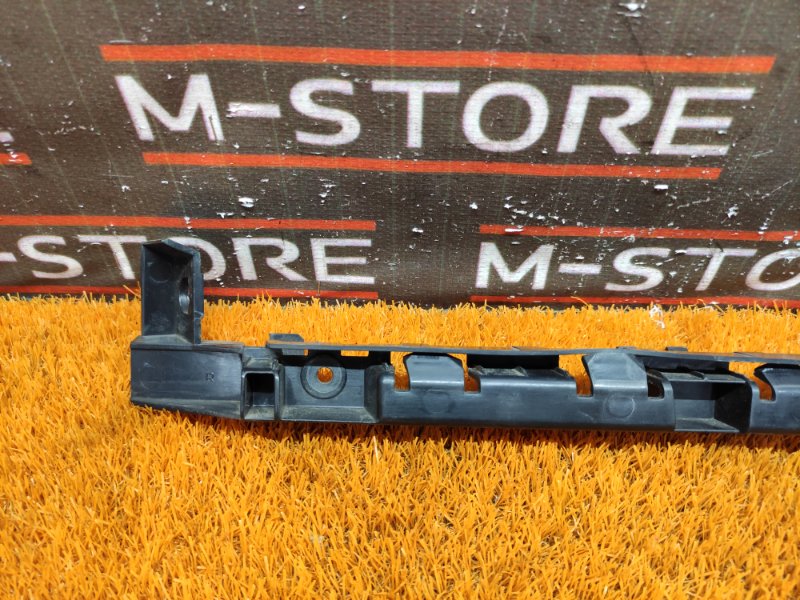 крепление бампера, 300 рублей, Красноярск