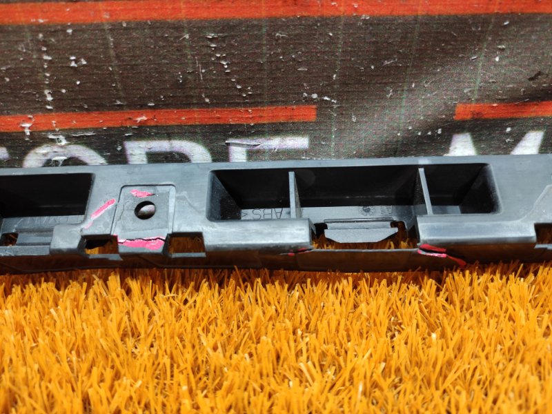 крепление бампера, 300 рублей, Красноярск