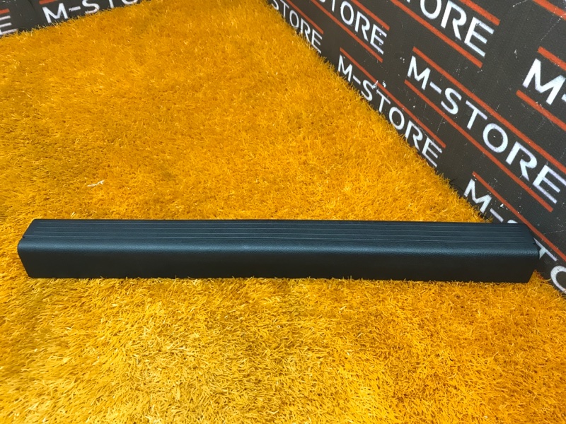 Накладка на порог салона, 300 рублей, Красноярск