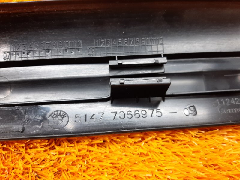 Накладка на порог салона, 200 рублей, Красноярск