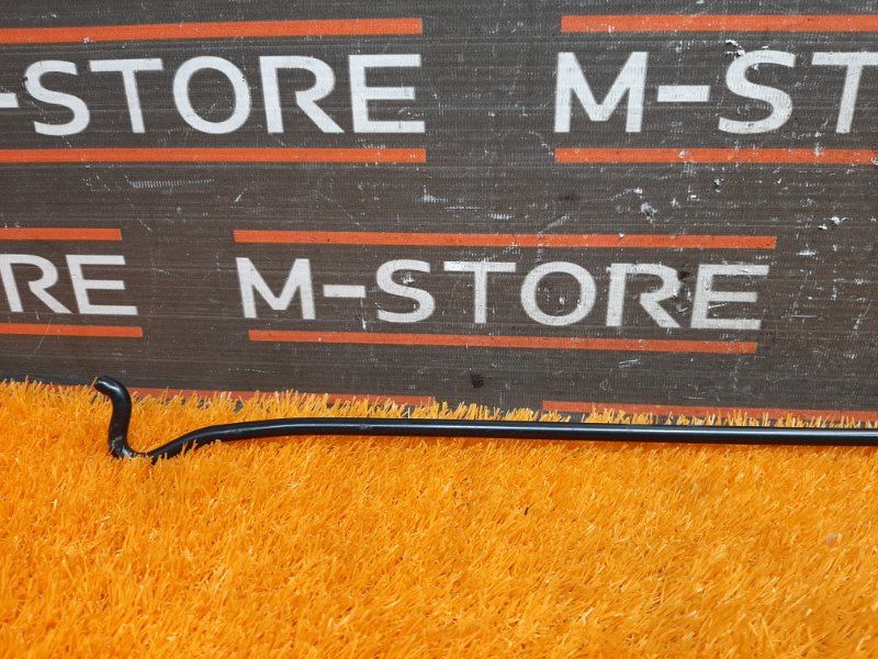 держатель капота, 300 рублей, Красноярск