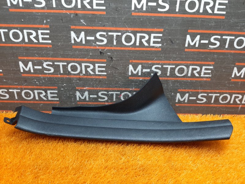 Накладка на порог салона, 230 рублей, Красноярск