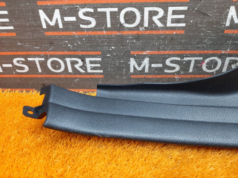 Накладка на порог салона, 230 рублей, Красноярск