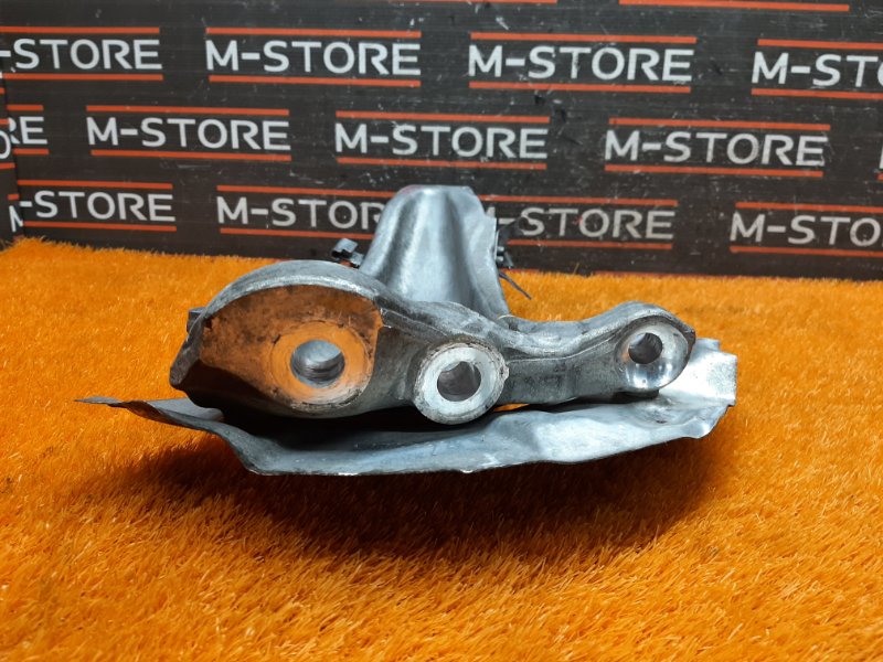 кулак поворотный, 1500 рублей, Красноярск