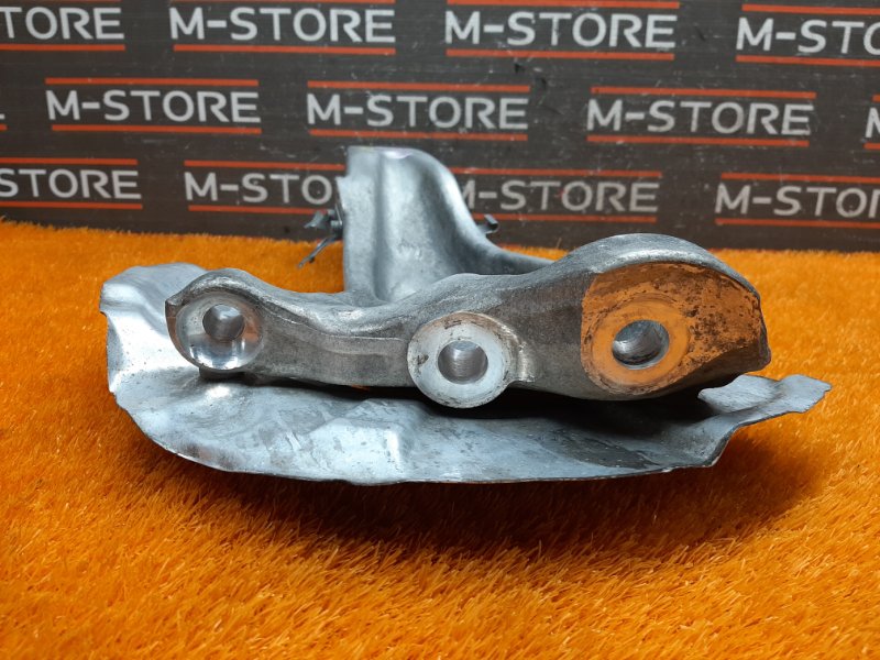 кулак поворотный, 1500 рублей, Красноярск