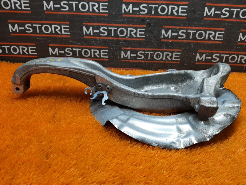 кулак поворотный, 1500 рублей, Красноярск