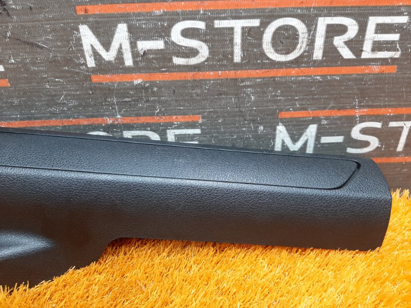 Накладка на порог салона, 670 рублей, Красноярск