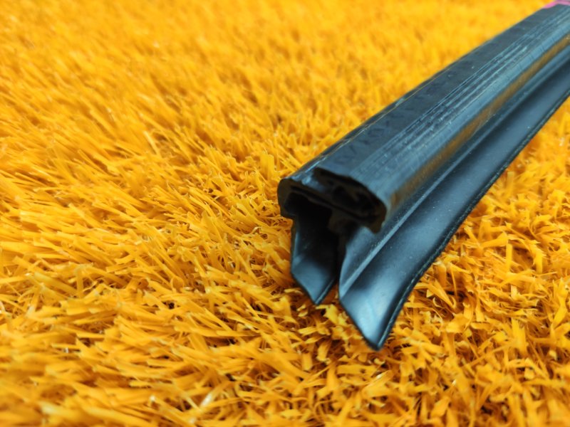 уплотнитель стекла двери, 450 рублей, Красноярск