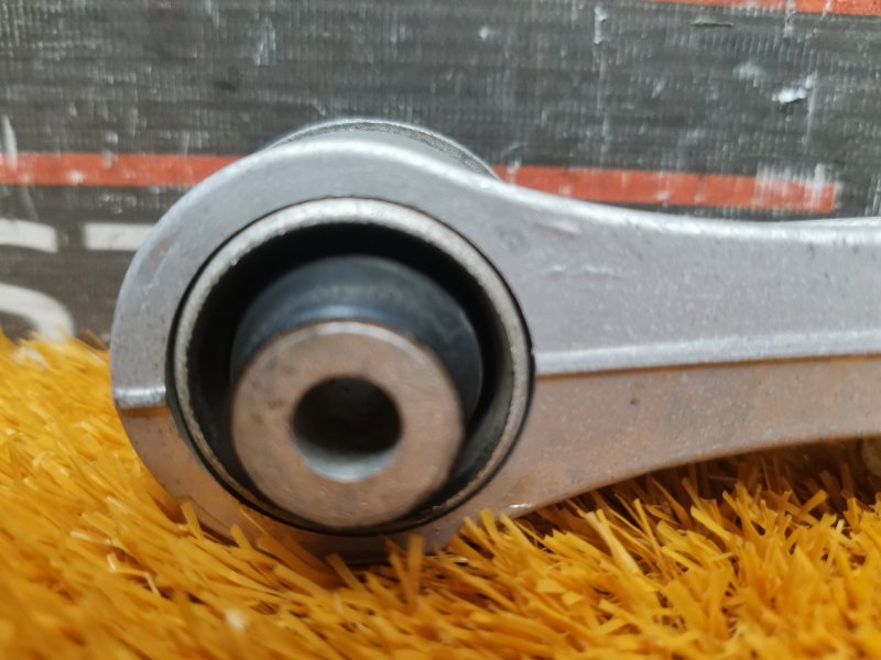 Рычаг подвески верхний, 1500 рублей, Красноярск