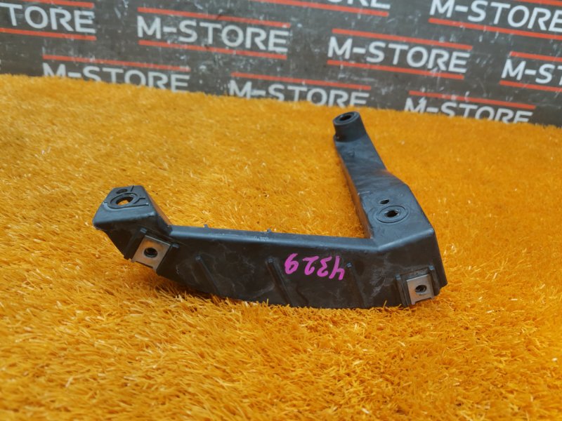 крепление бампера, 200 рублей, Красноярск