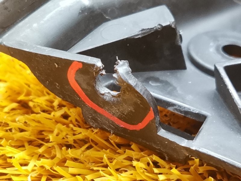 крепление бампера, 300 рублей, Красноярск