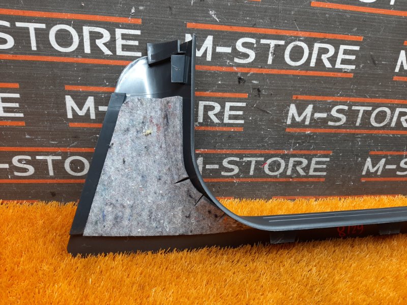 Накладка на порог салона, 350 рублей, Красноярск