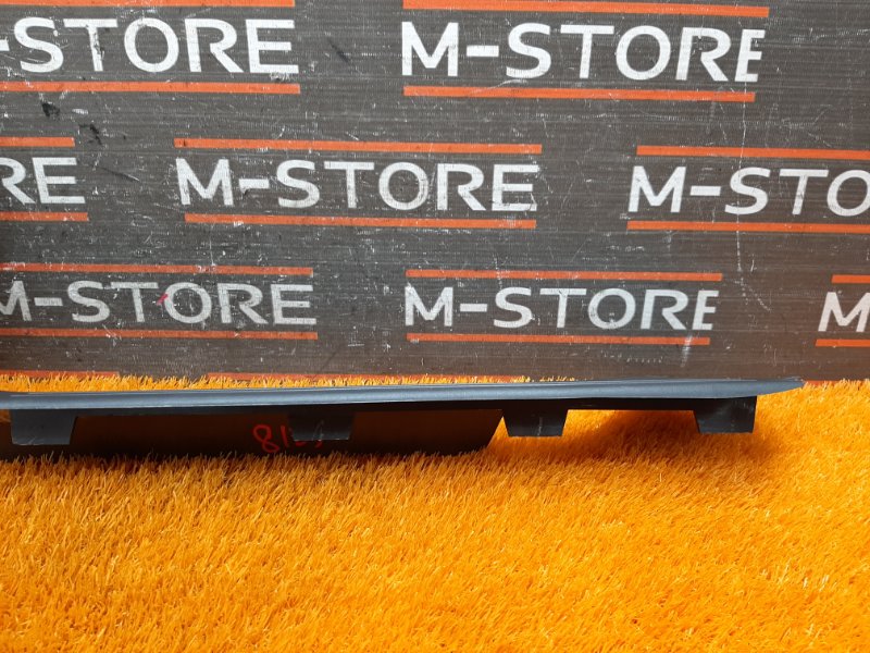 Накладка на порог салона, 350 рублей, Красноярск